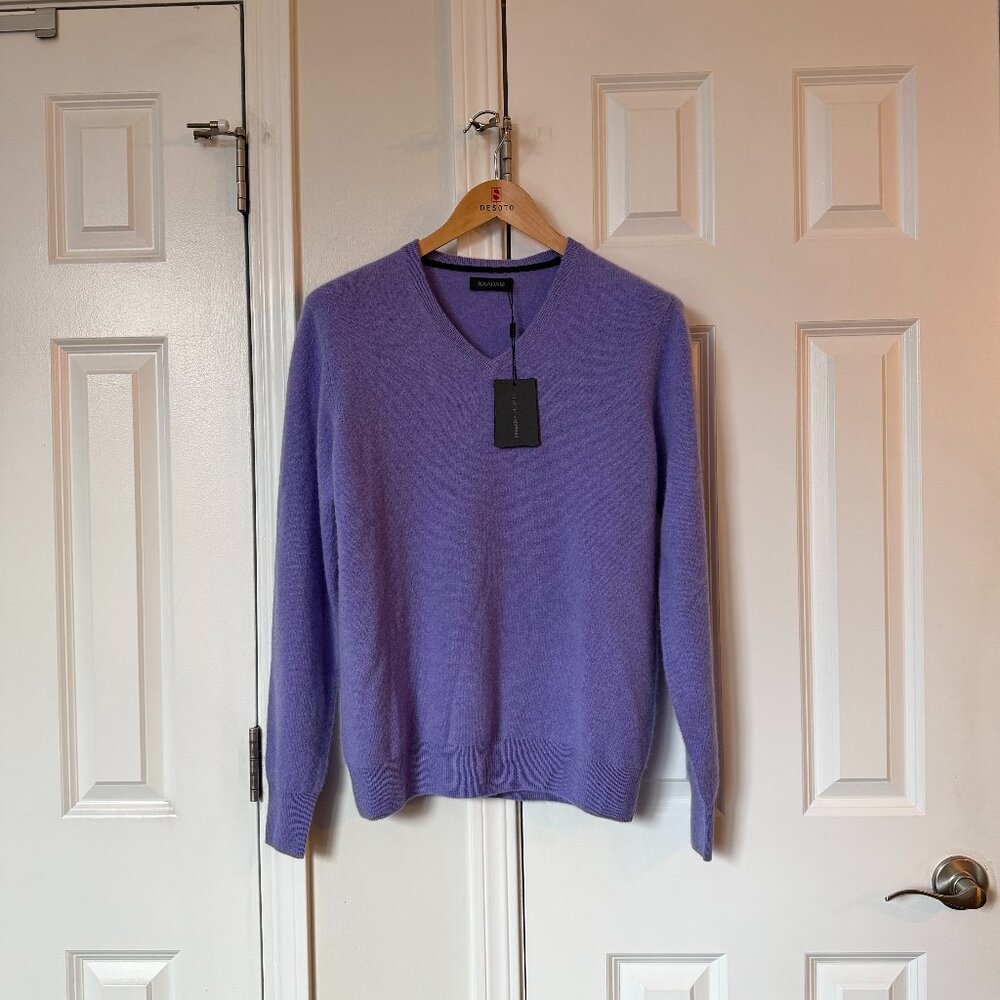 Gender Neutral Naadam Men's Cashmere V-Neck Pullover